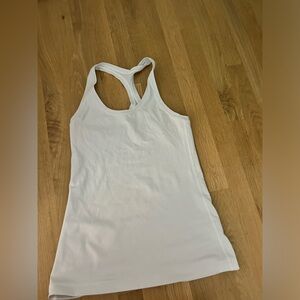 Lululemon Nulu Tank